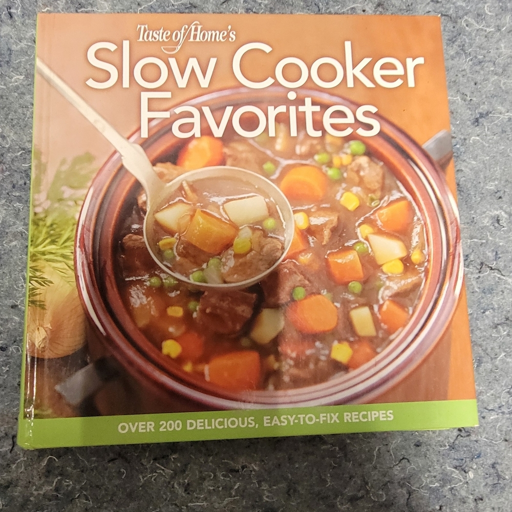 Taste of Home's Slow Cooker Favorites Cookbook